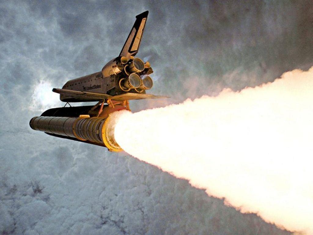 Columbia shuttle rotate space wallpaper