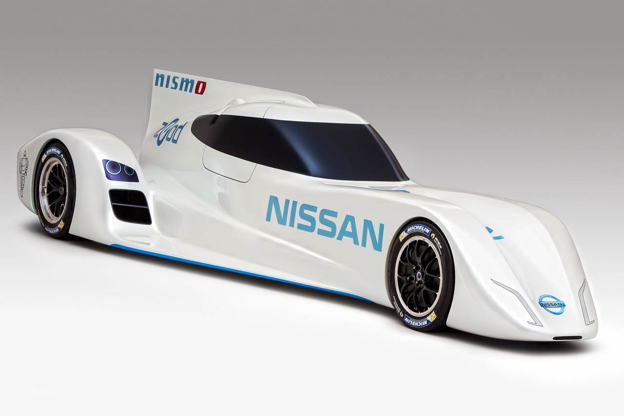 World Fastest Nissan ZEOD RC Electric Car Wallpaper