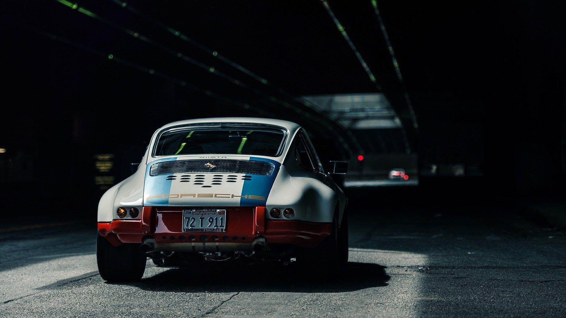 California Plate Porsche 911 White Blue Stripes Tunnel HD