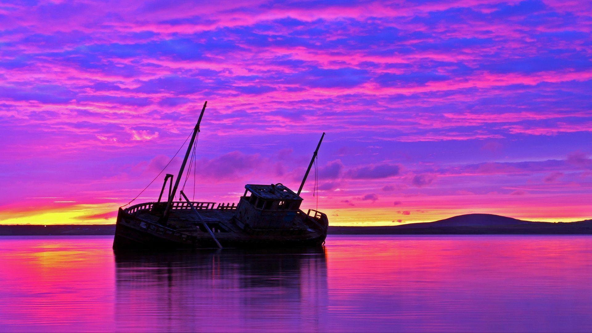 Shipwreck purple sunset Wallpaper