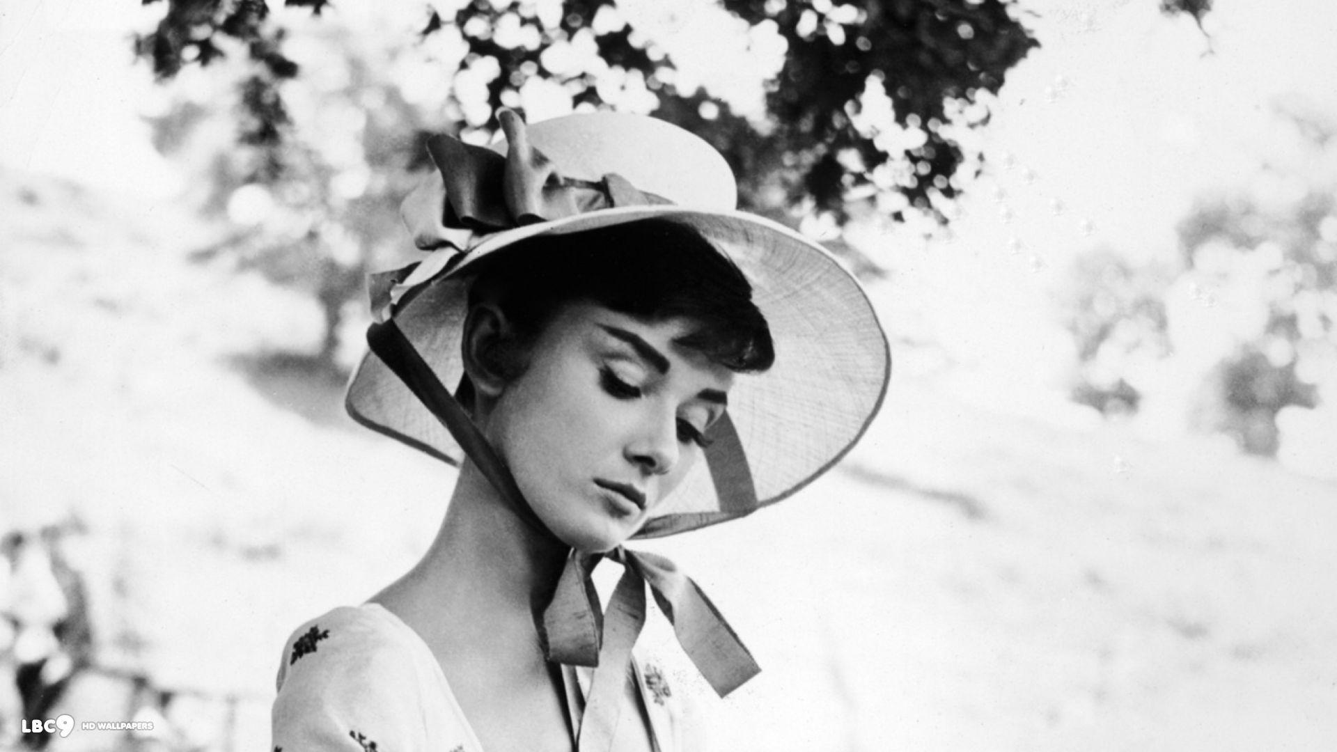 Audrey Hepburn Wallpaper Wallpaper Inn