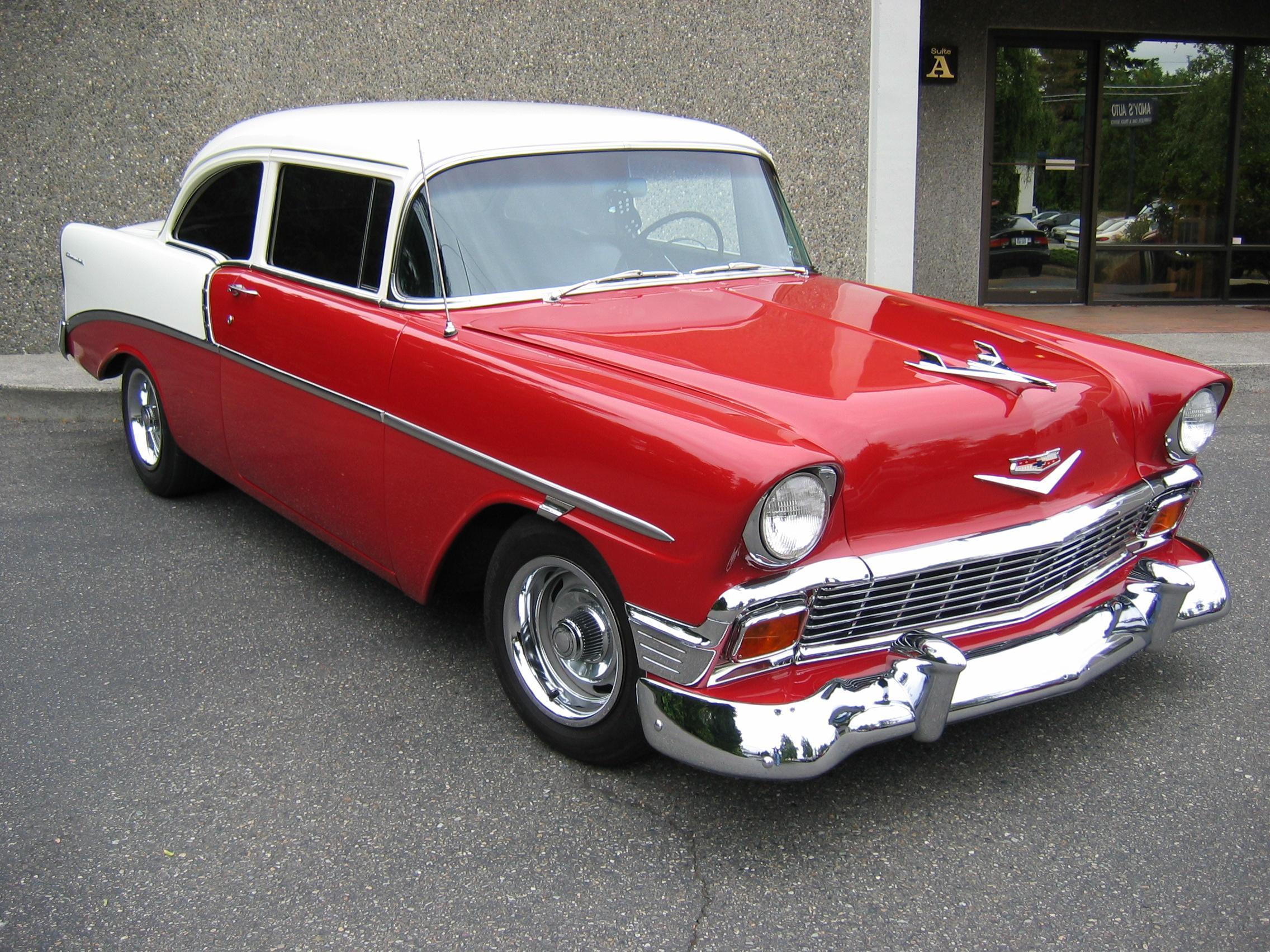 HD 1956 Chevy Red & White Wallpaper