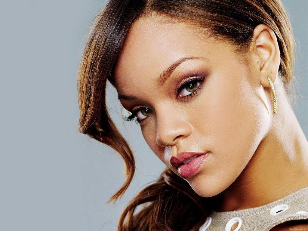 Rihanna Nivea Wallpaper