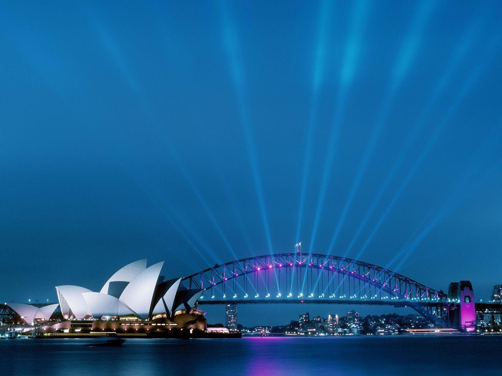 Sydney Opera House and Harbour Bridge Wallpaper