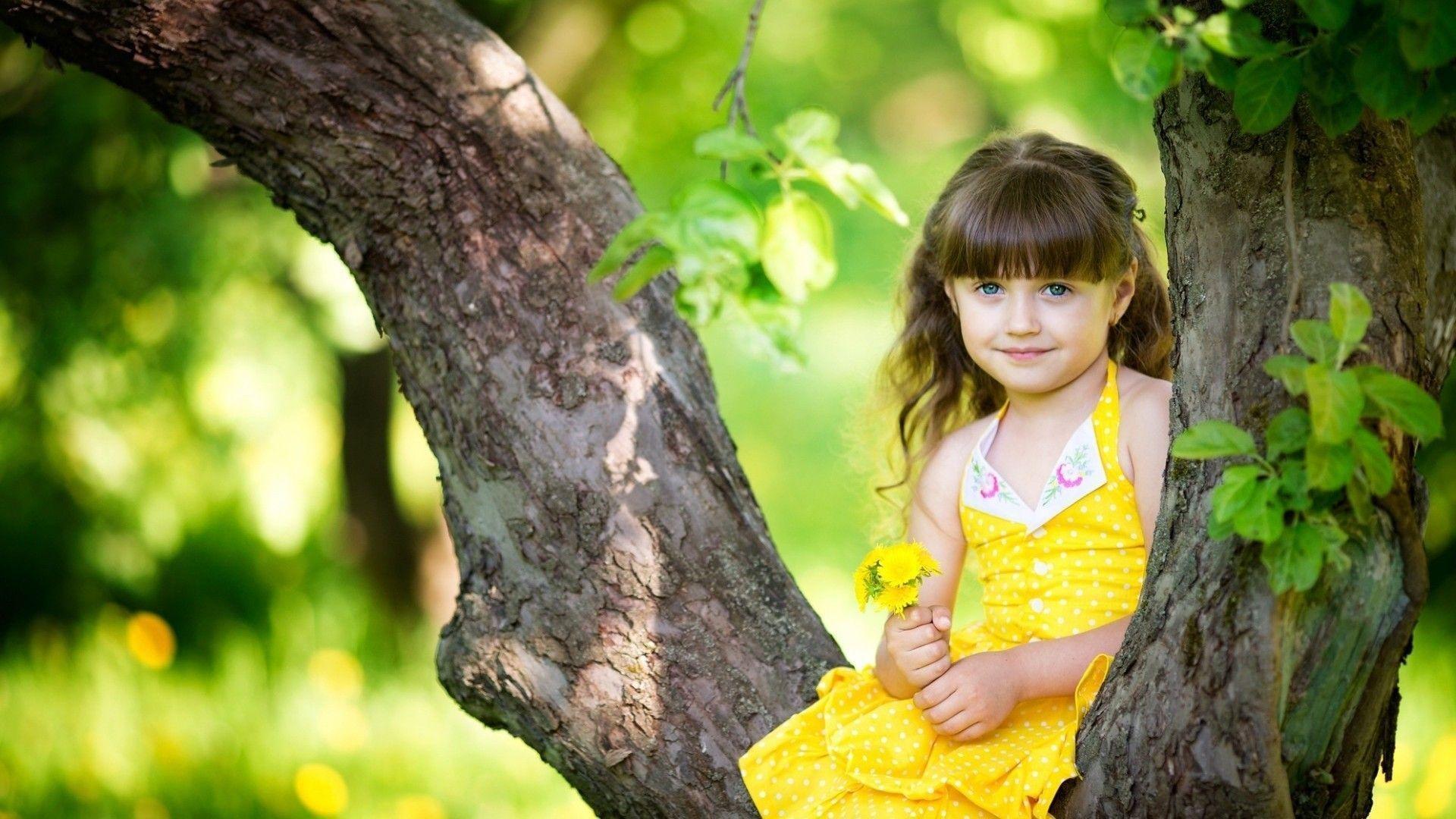 Cute baby girl yellow nature wallpaper, Cool jameis