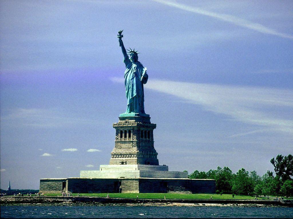 Statue Of Liberty HD Wallpaper
