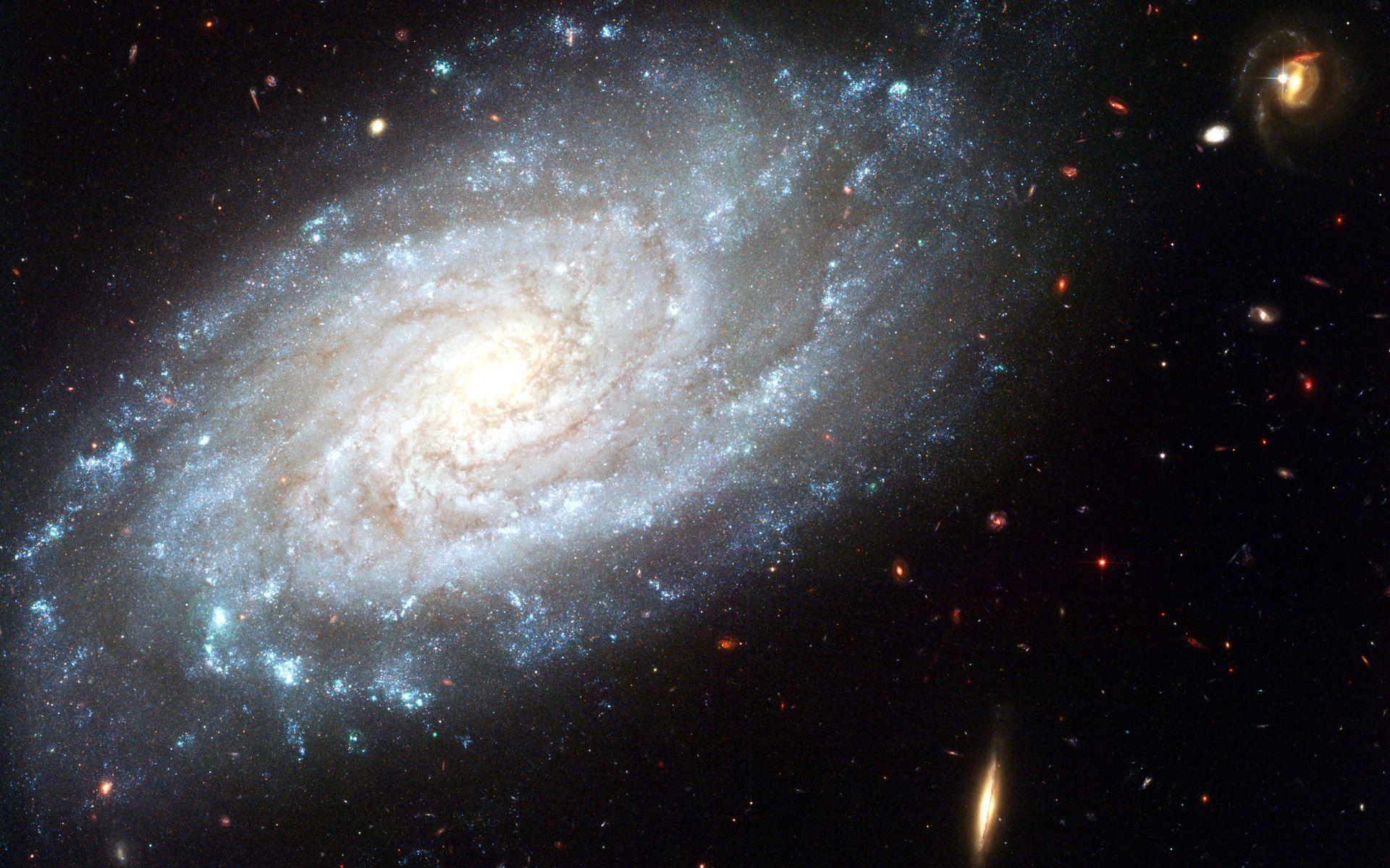 A Spiral Galaxy (1920x1200)