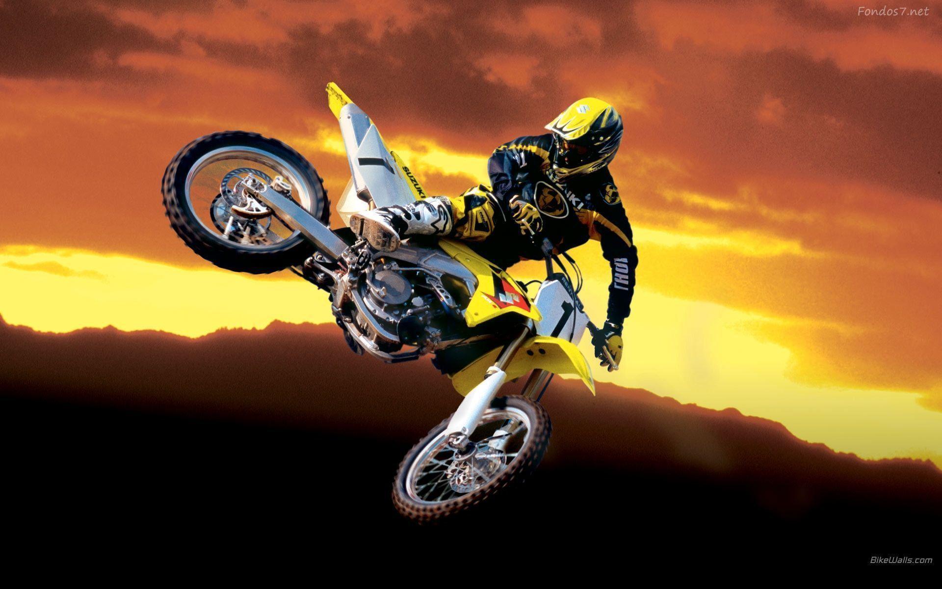 Salto De Motocross 2404 Motocross Wallpaper HD Free Wallpaper