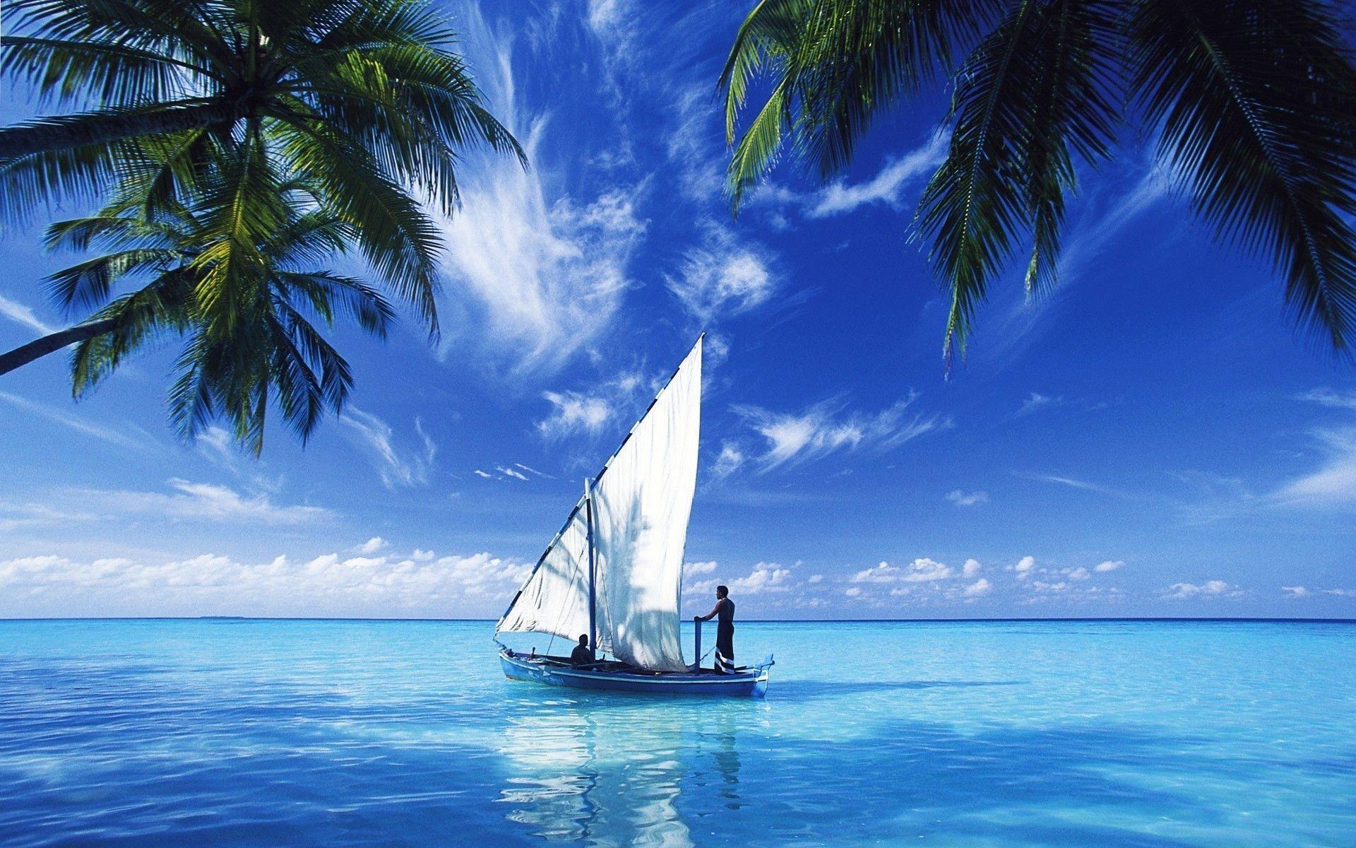 blue Sailing Over Indian Ocean wallpaper background, Lesser