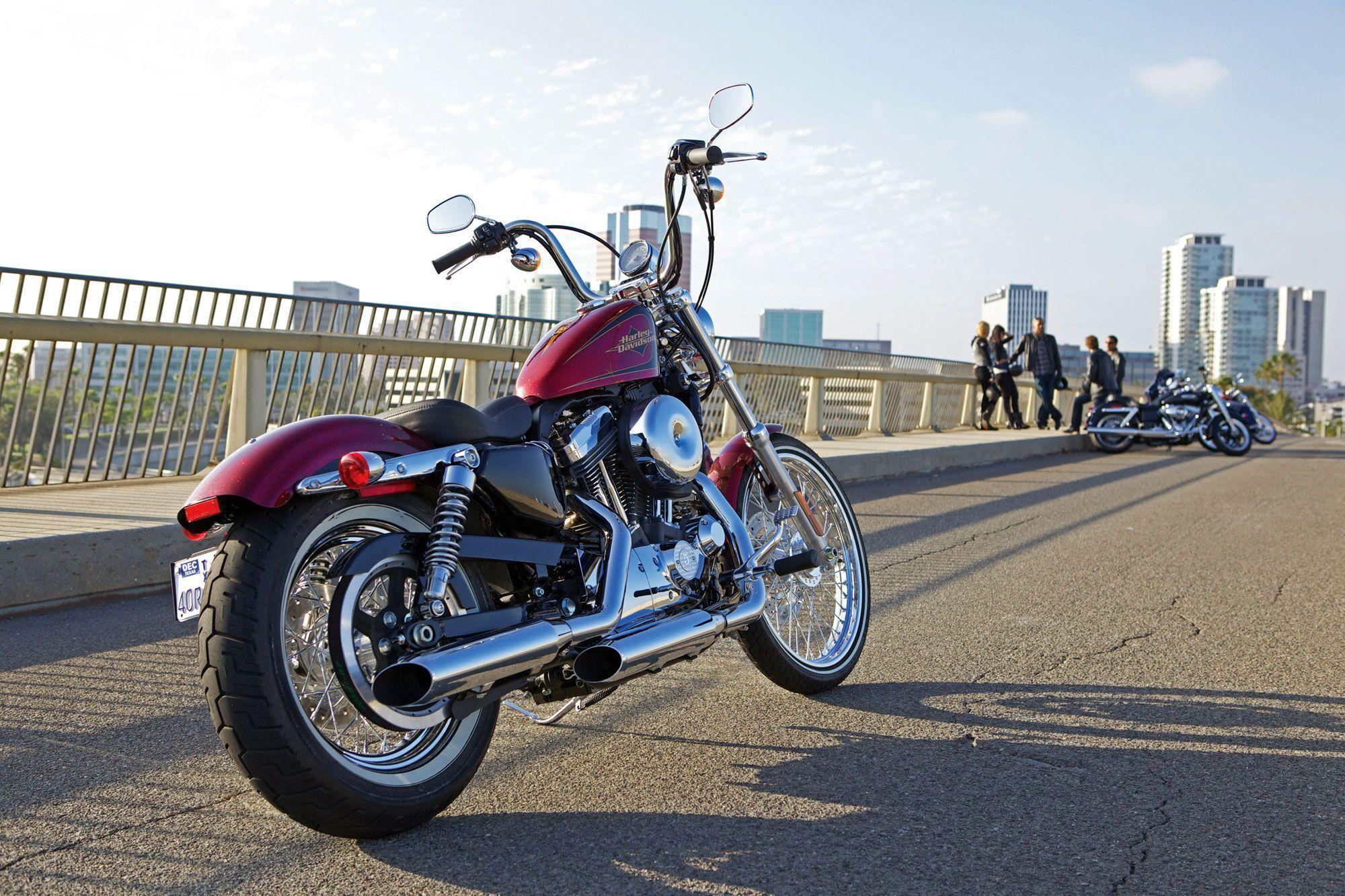 Harley Davidson XL1200V Seventy Two Review