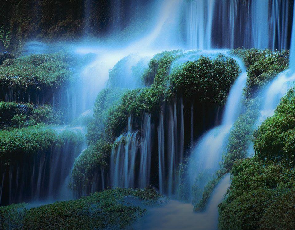 Background of Waterfall Wallpaper HD