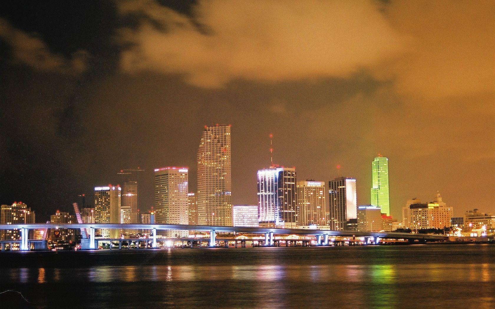 Miami Skyline At Night wallpaper
