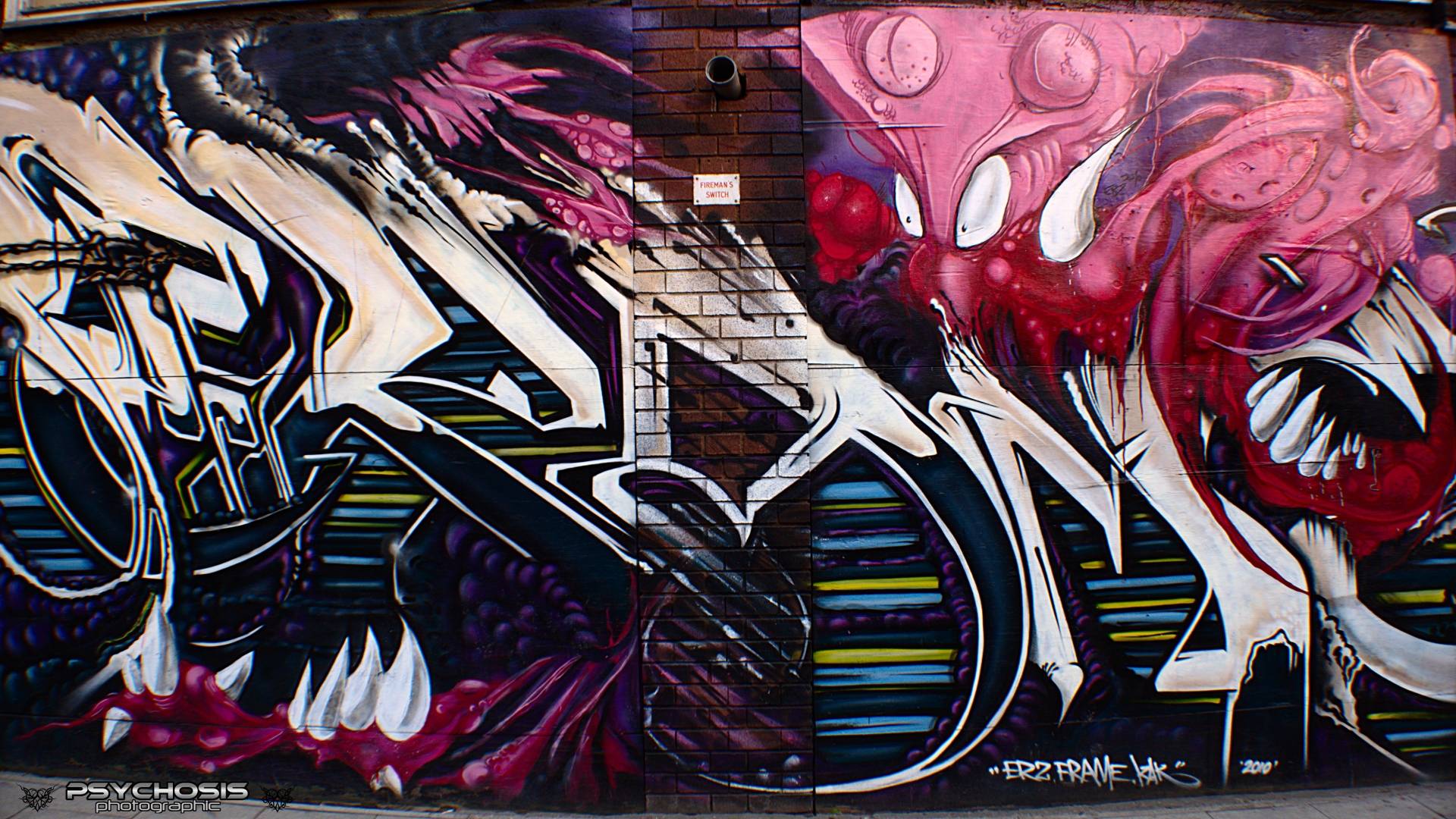 Wallpaper Boots Street Art Graffiti Photorgraphy Urban. Part