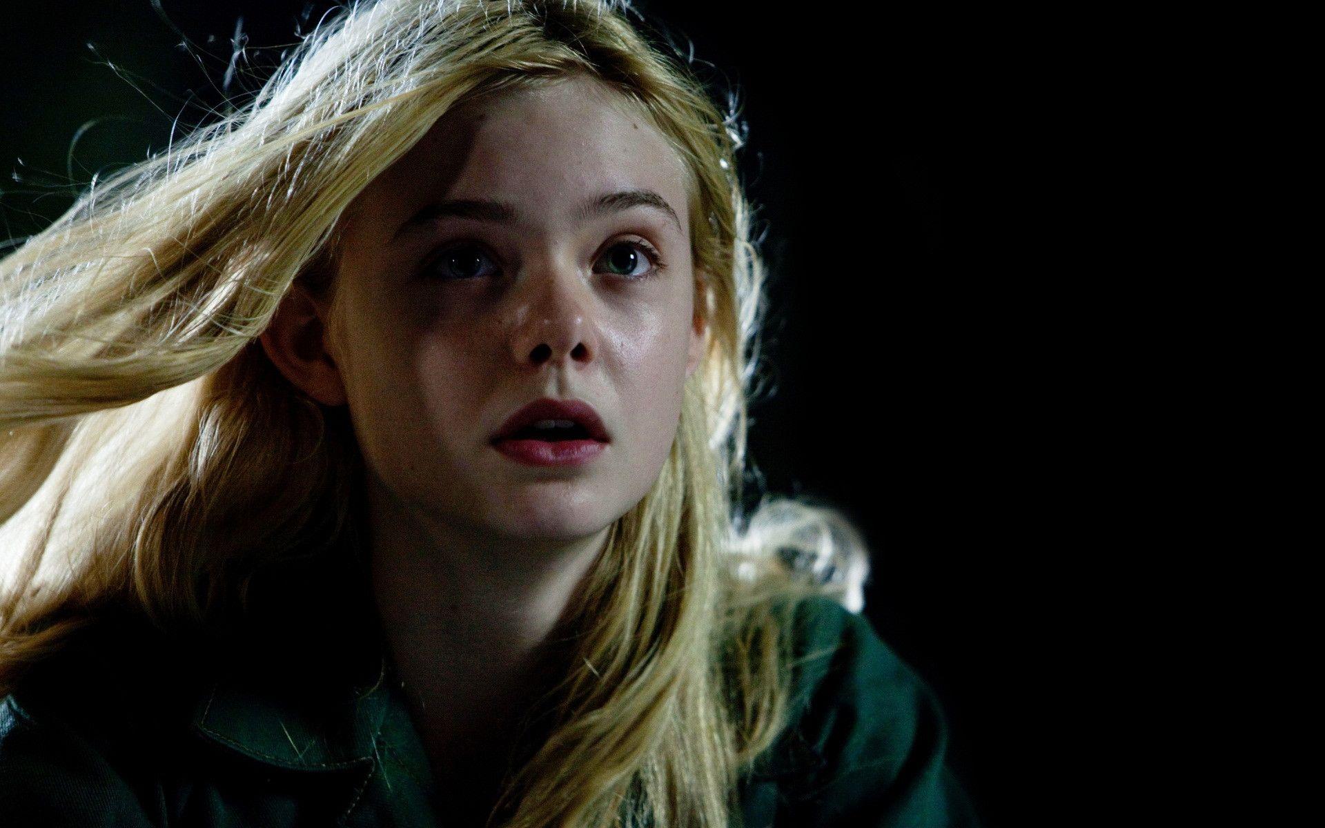 Elle Fanning Wallpapers - Wallpaper Cave