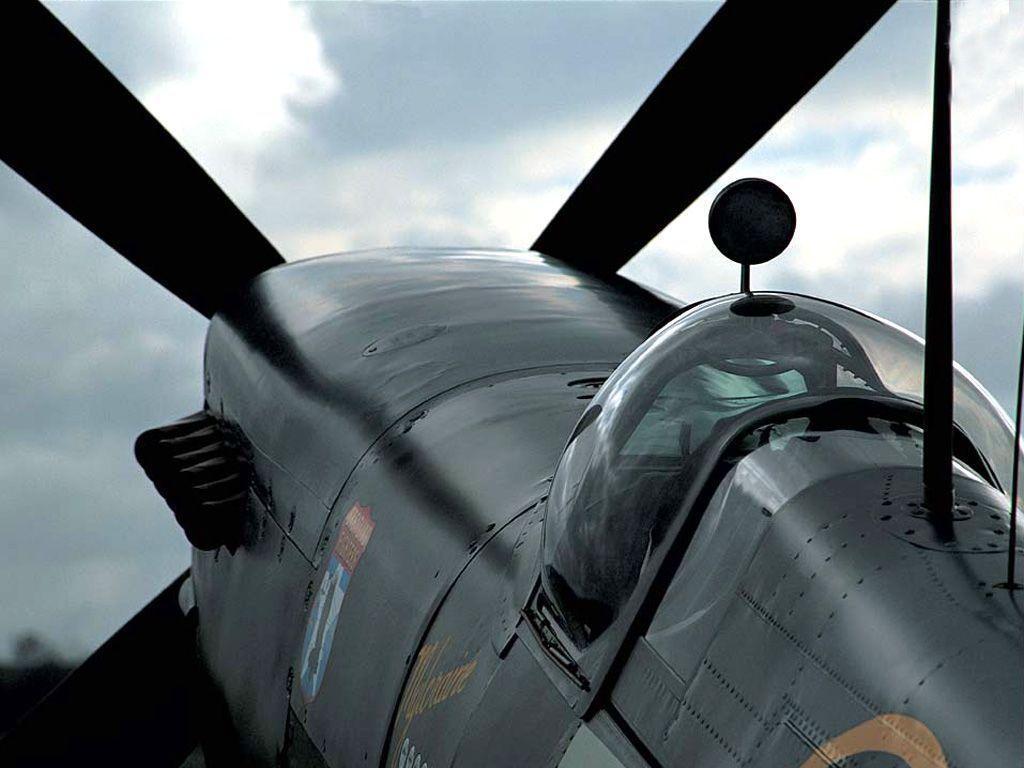 Desktop background // Motors // Aircraft // RAF