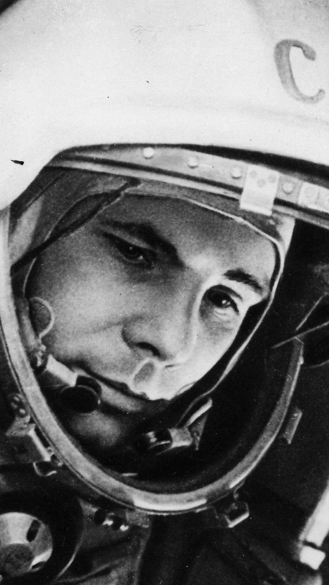 Yuri Gagarin S4 Wallpaper