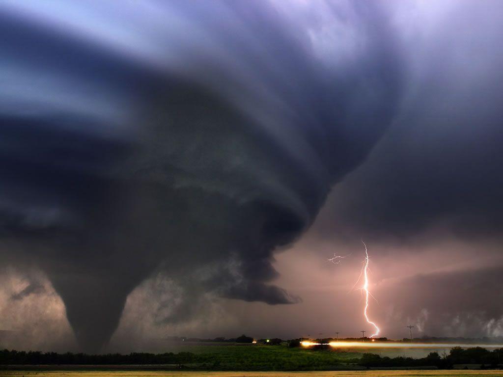 wallpaper ID: # huge supercell with lightning, resolution