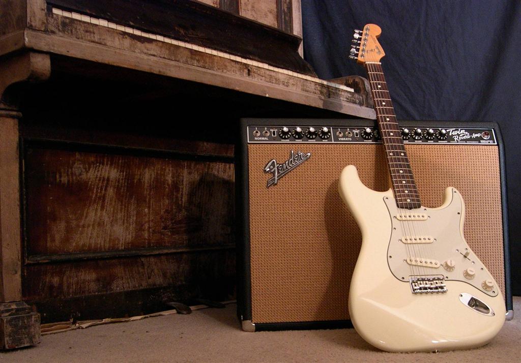 Fender Stratocaster Sunburst Wallpaper. coolstyle wallpaper
