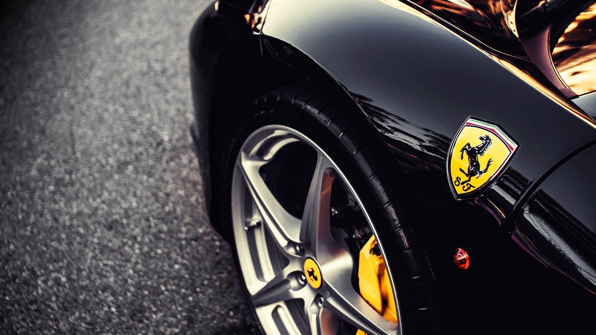 Ferrari Badge wallpaper