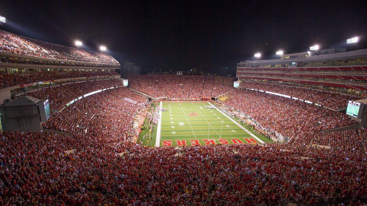 Huskers Land QB Kevin Dillman for 2015