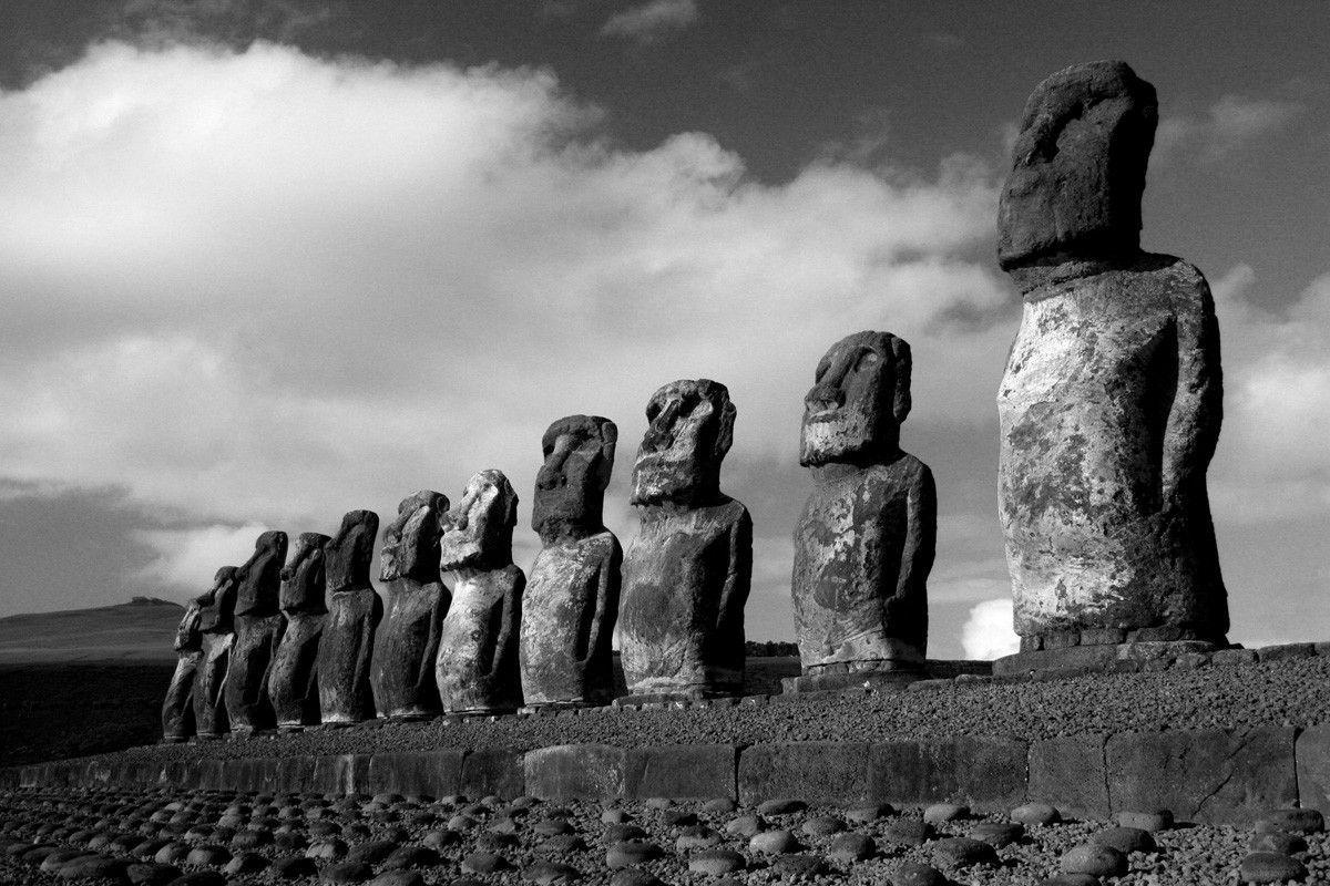 Easter Island: Tongariki Moai