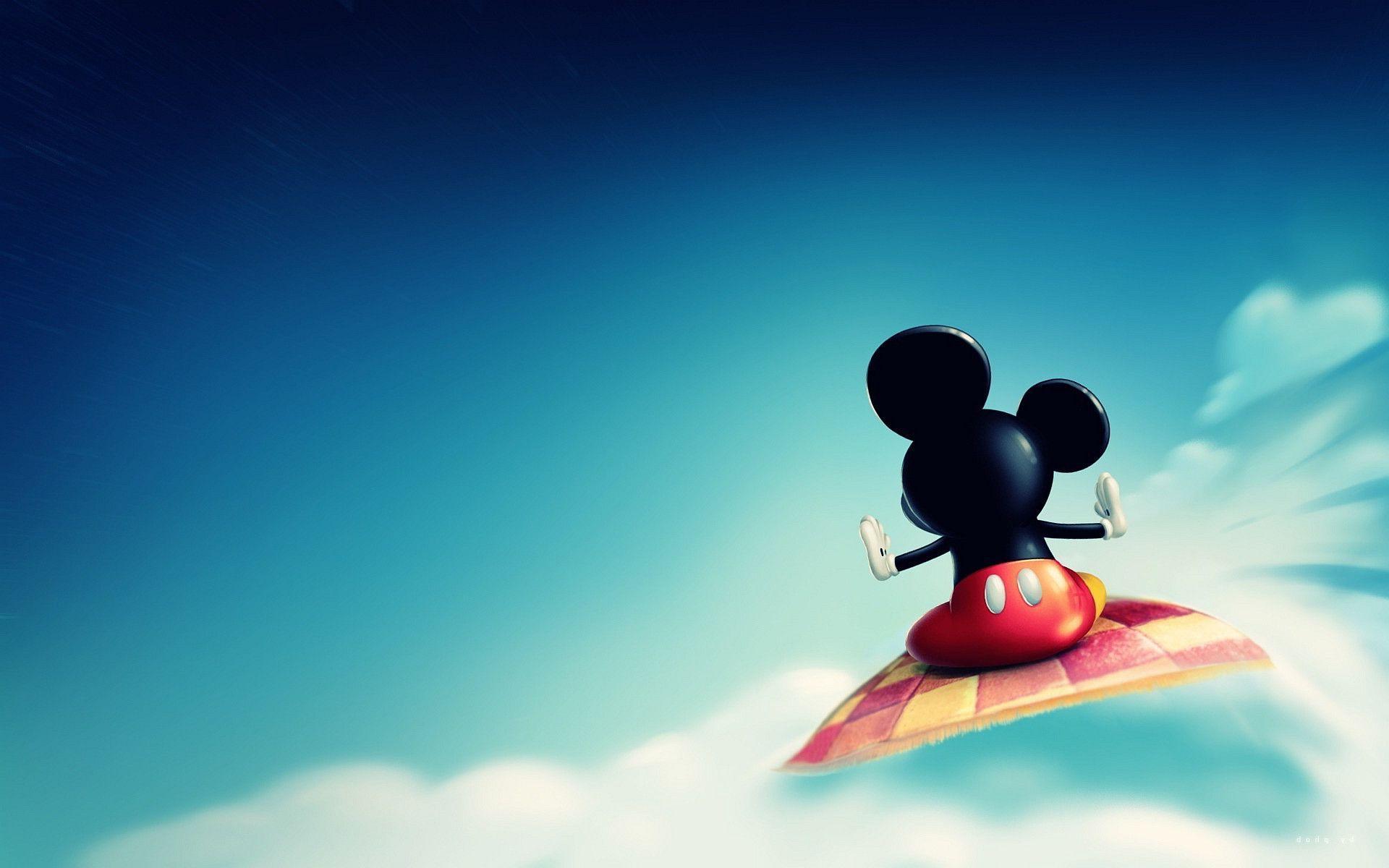 Mickey Mouse Free Wallpaper: Mickey Mouse Flying Wallpaper