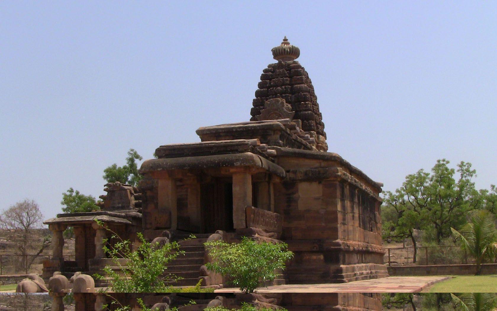 Temples of Aihole, Karnataka, India. Wallpaper for PC