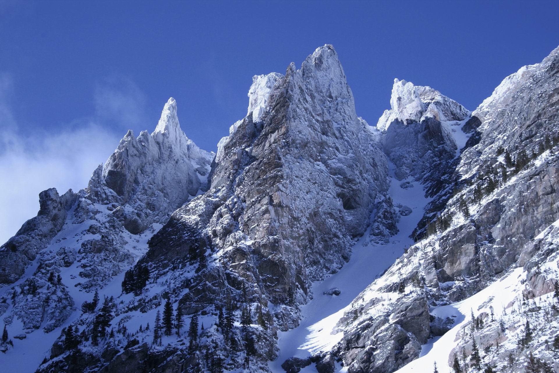 Dragon Tail Couloir, Rocky Mountain National Park, Colorado US