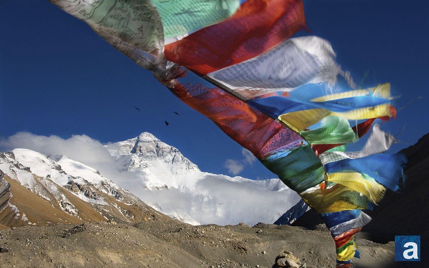 Wallpaper Wednesday: Mt. Everest and Prayer Flags