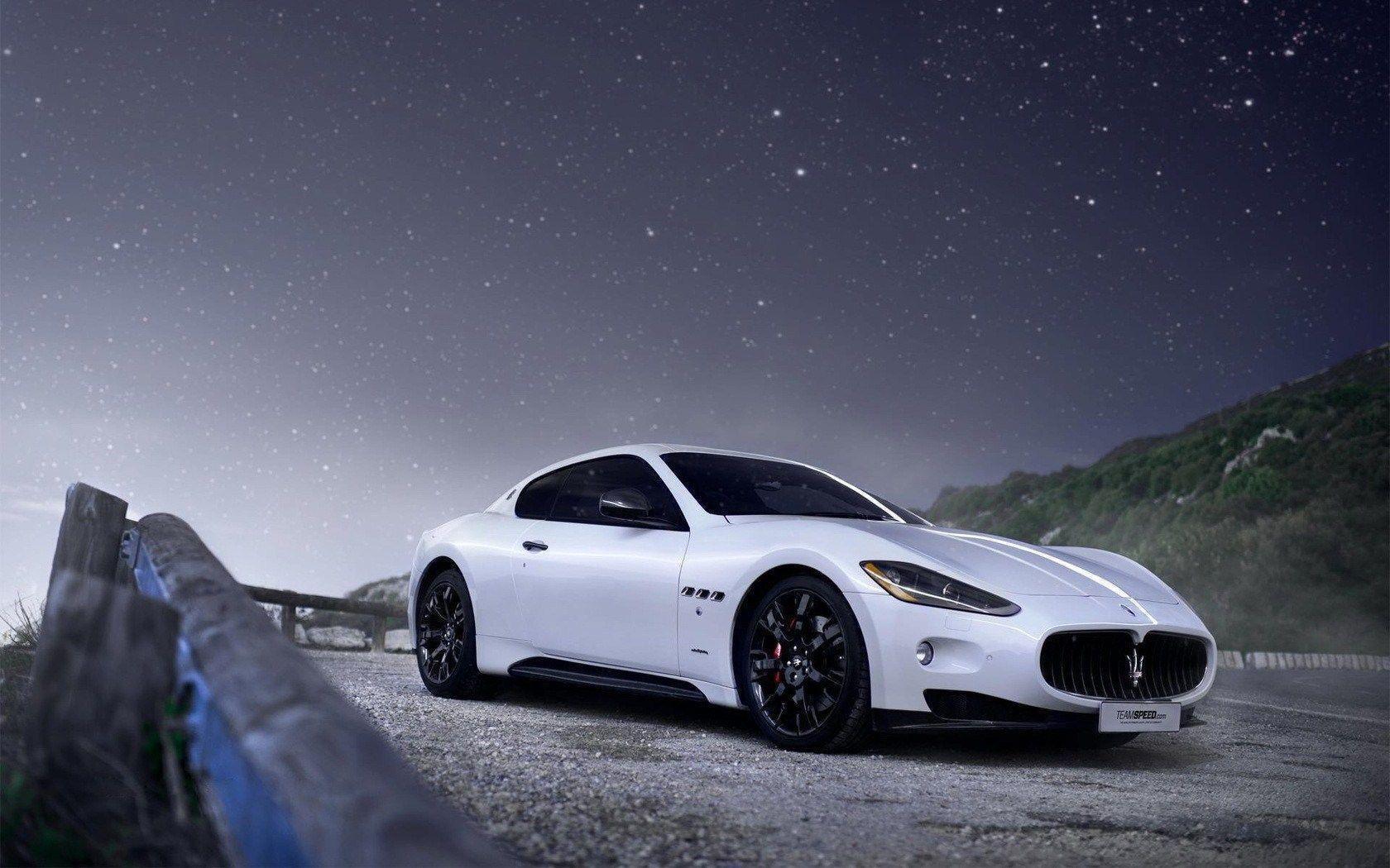 White Maserati Granturismo Strars Night Road HD Wallpaper