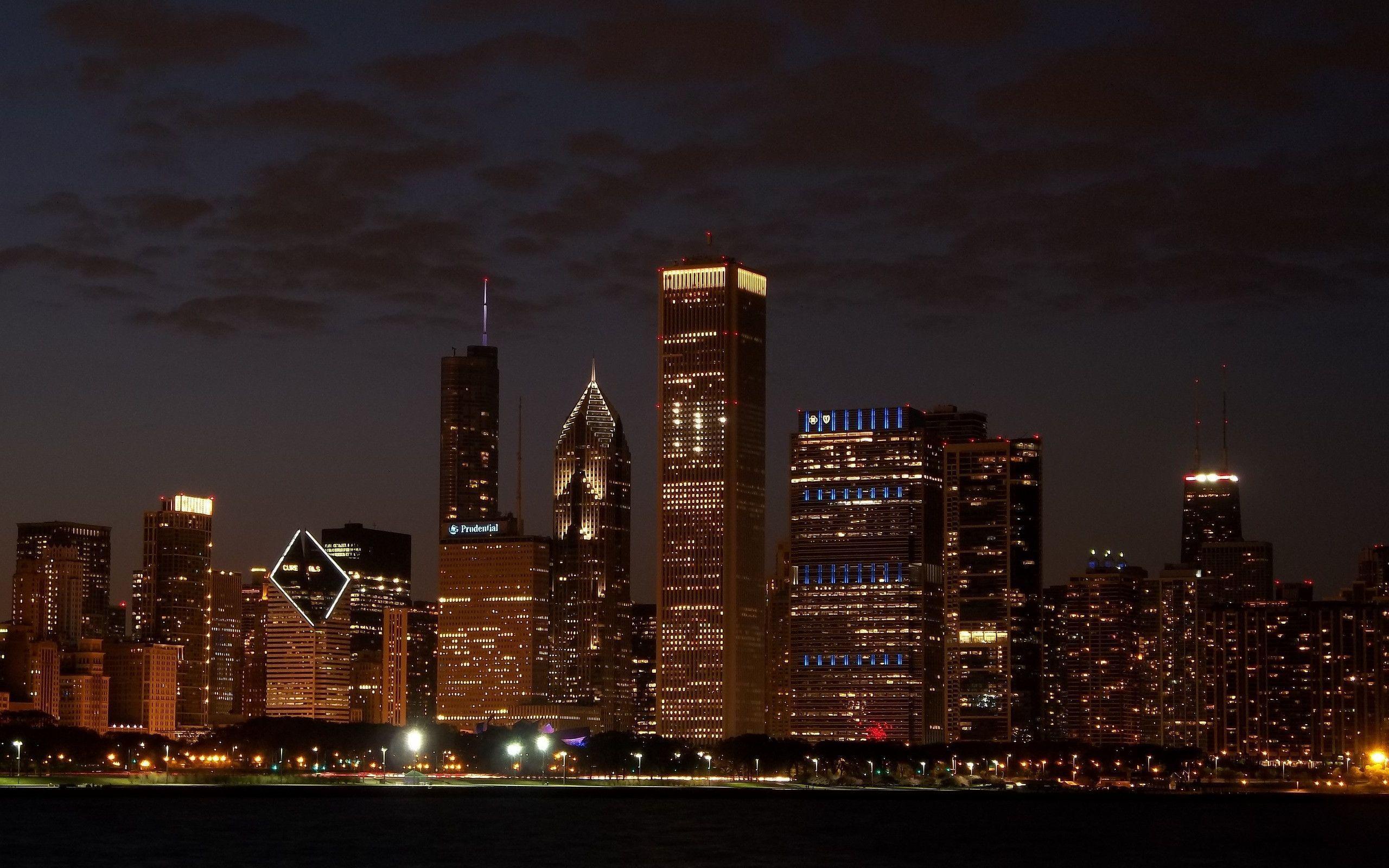 Chicago Skyline At Night Chicago Skyline Wallpaper