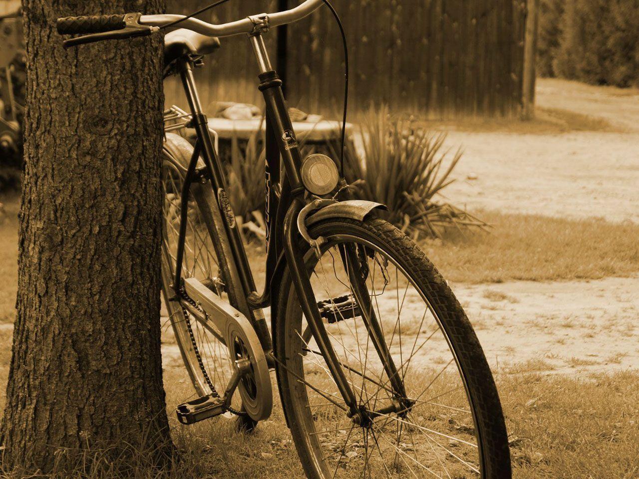 A nostalgic bike photography wallpaper Auto desktop background