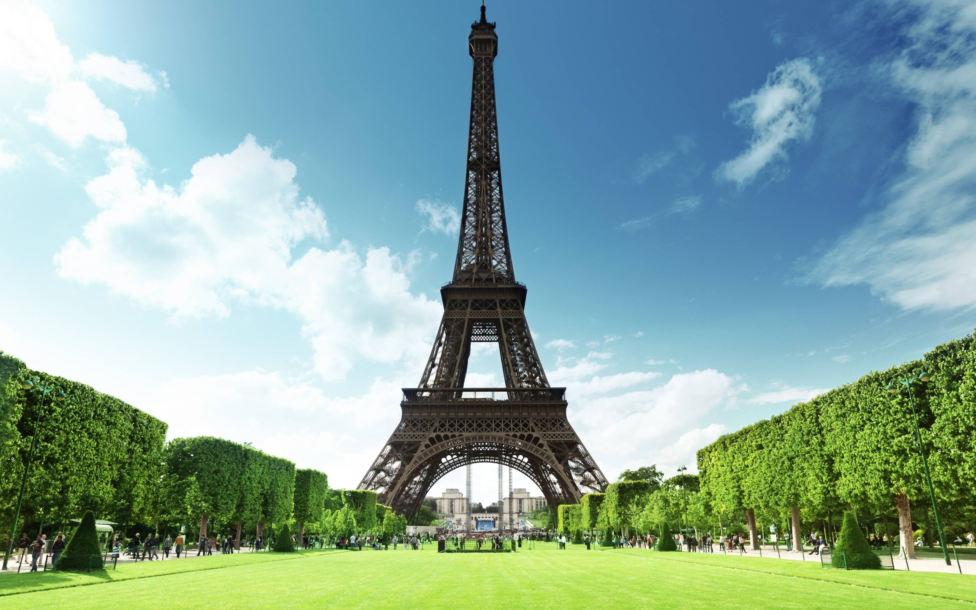 Eiffel Tower 44 395189 High Definition Wallpaper. wallalay
