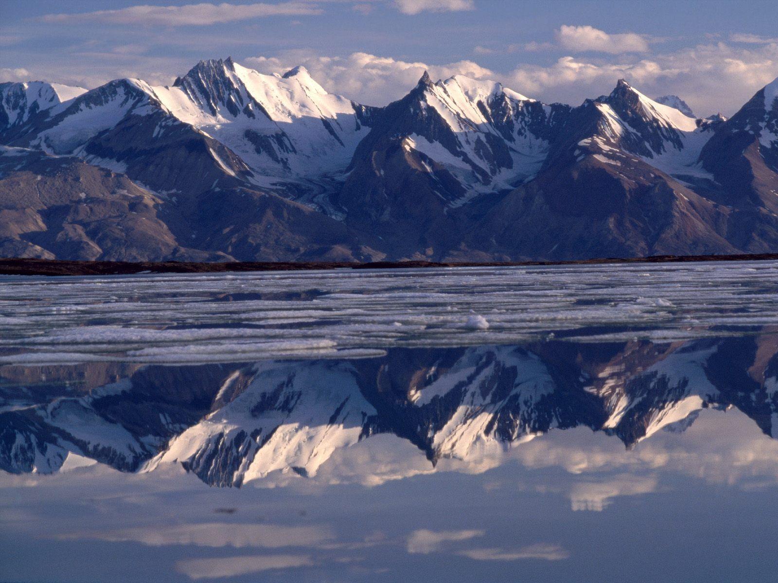 HD Wallpaper: 1600x1200 Nature Mirror Image, Greenland