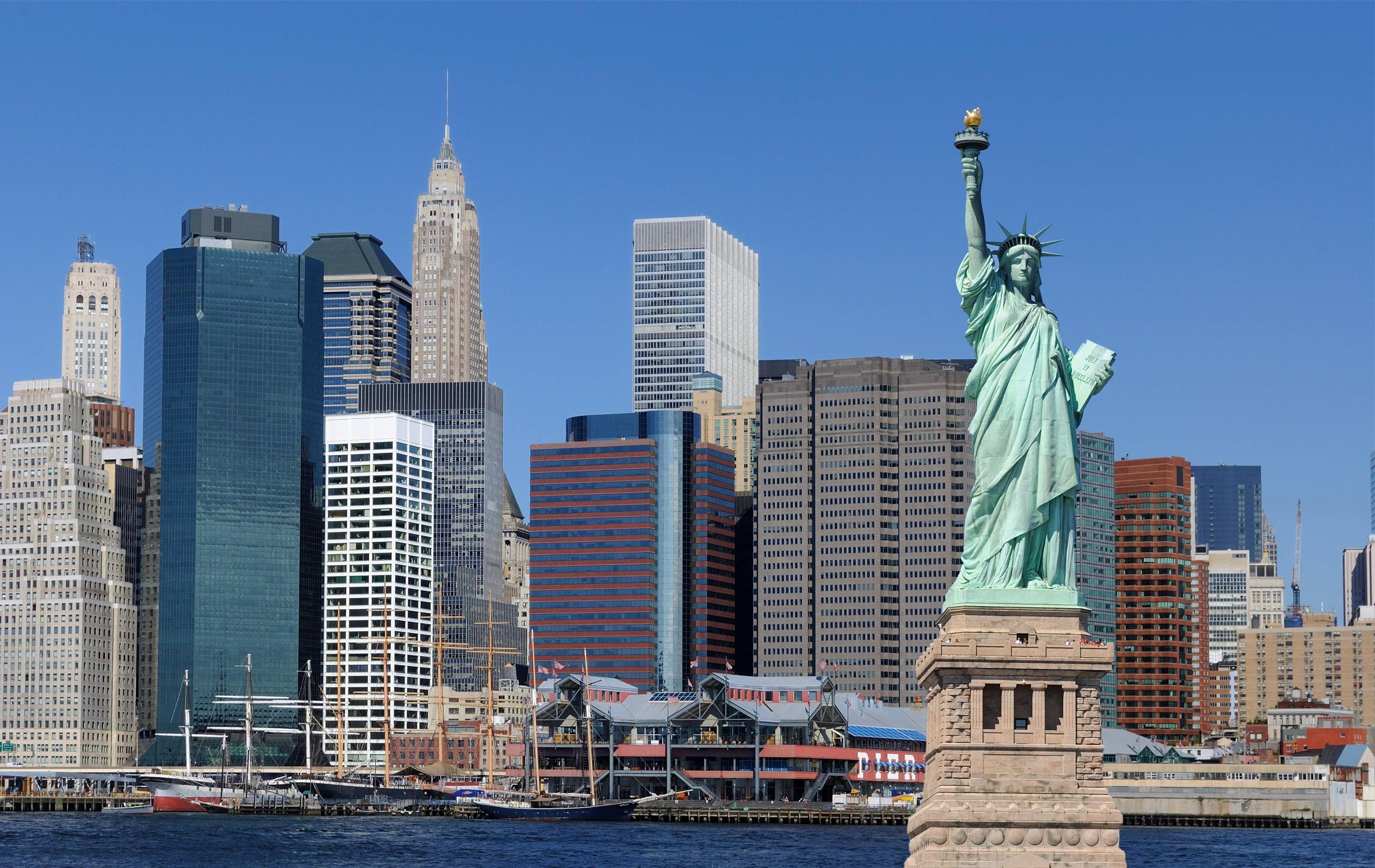 Statue Of Liberty. Wallpaper HD free Download