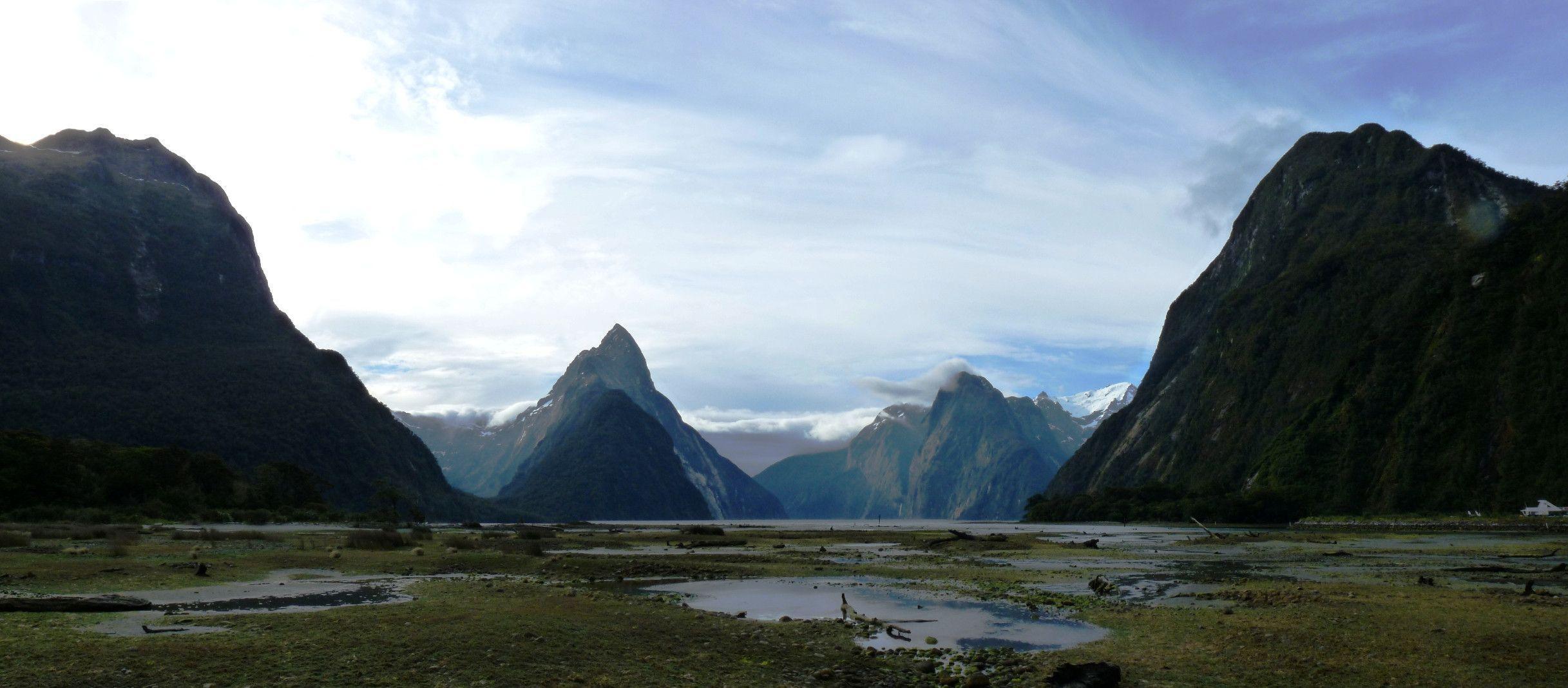 Milford Sound And The Mitre Peak HD Wallpaper Picture. Top