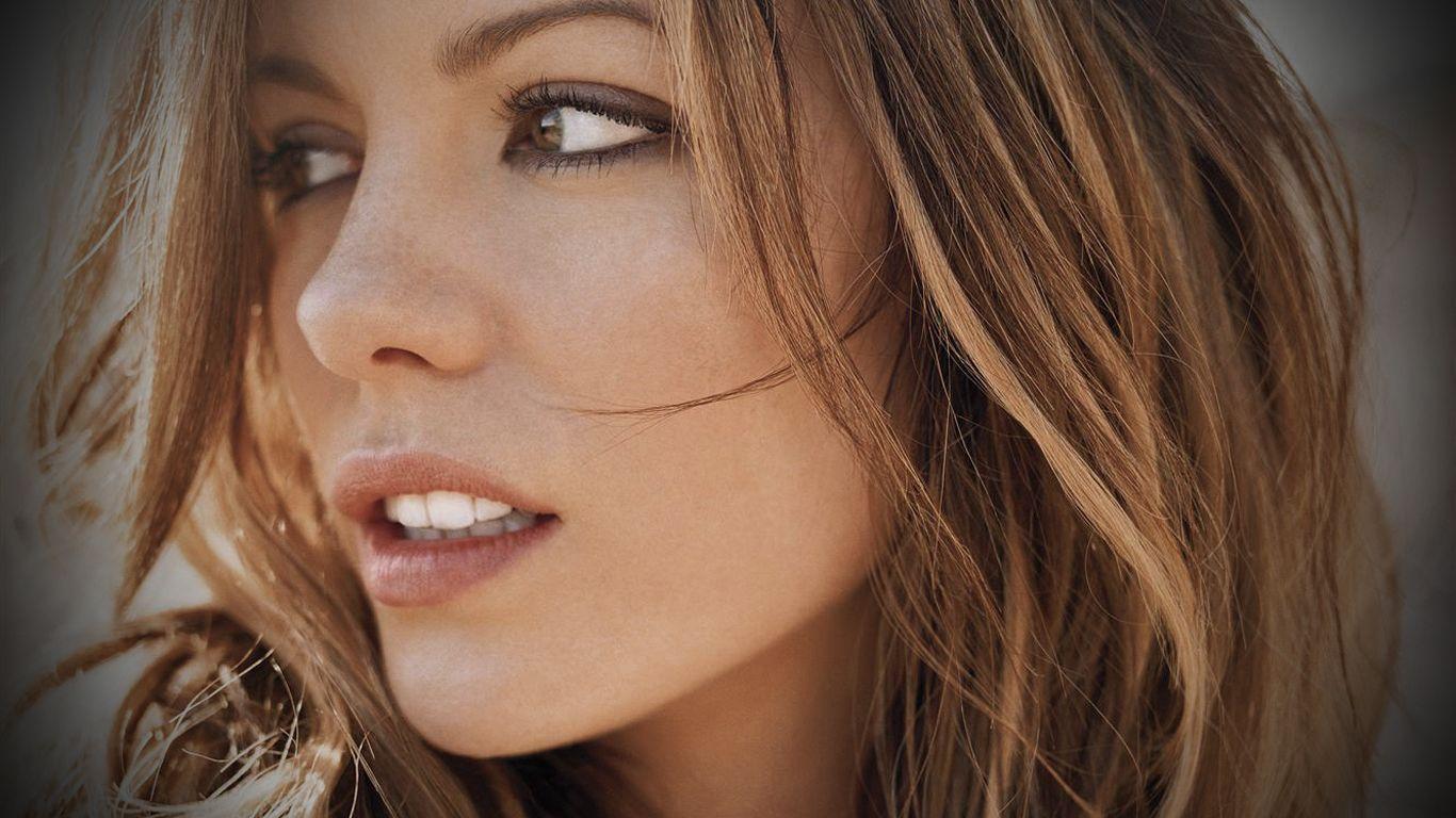 Mila Kunis The Randomizer For Your Beautiful Image, HQ
