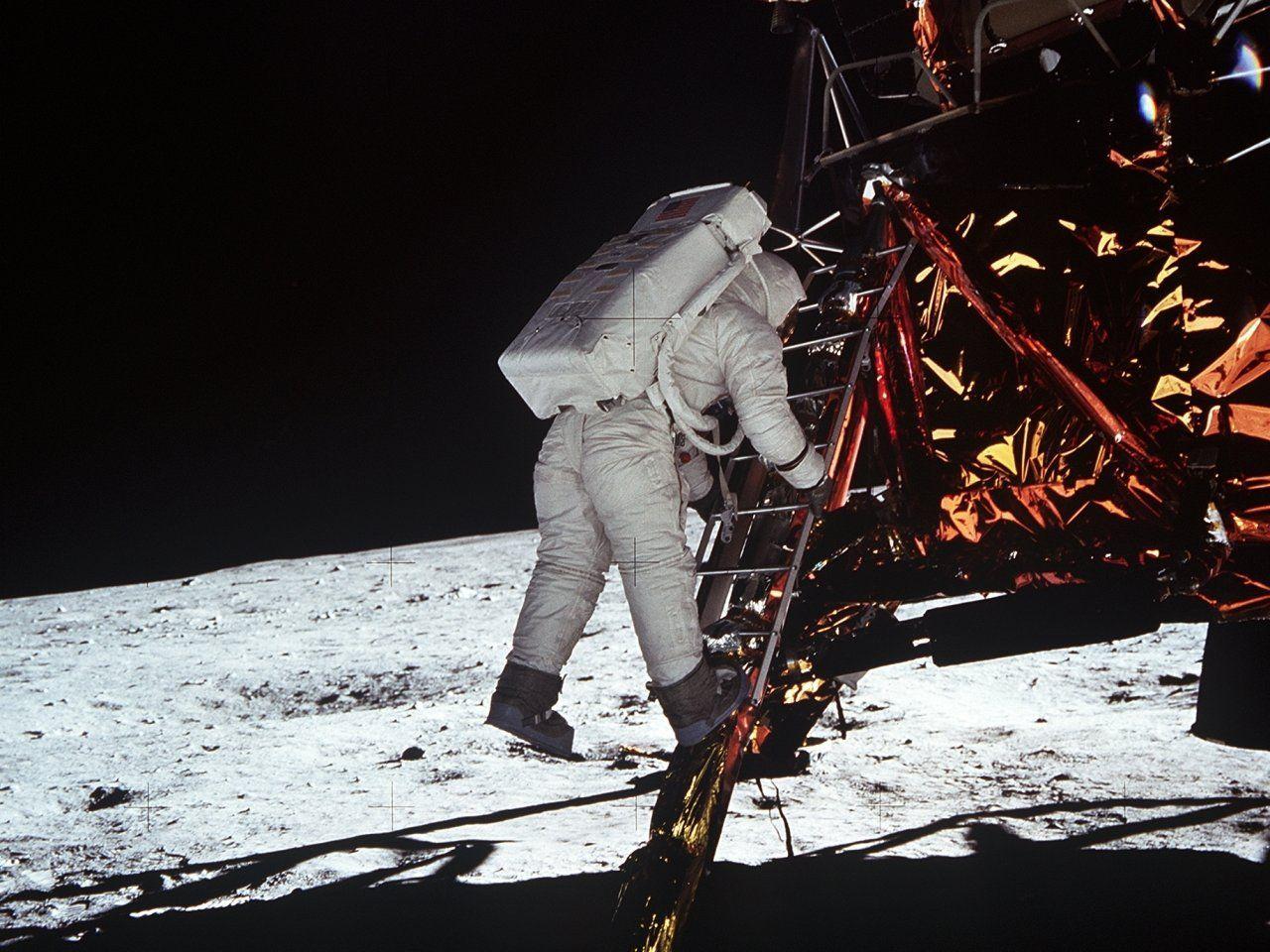 Apollo 11 Aldrin One Small Step Desktop Wallpaper