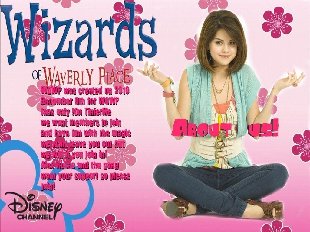 I found this on TMTMTMSG.com of Waverly Place Wallpaper