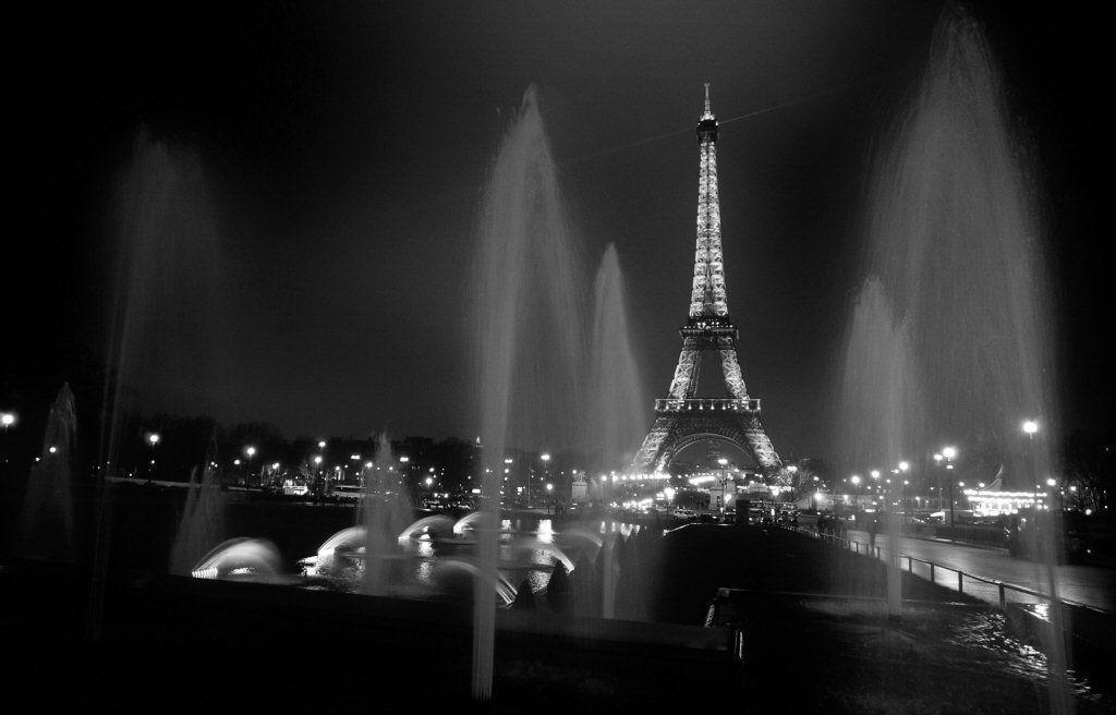 Eiffel Tower Wallpaper and Picture Items