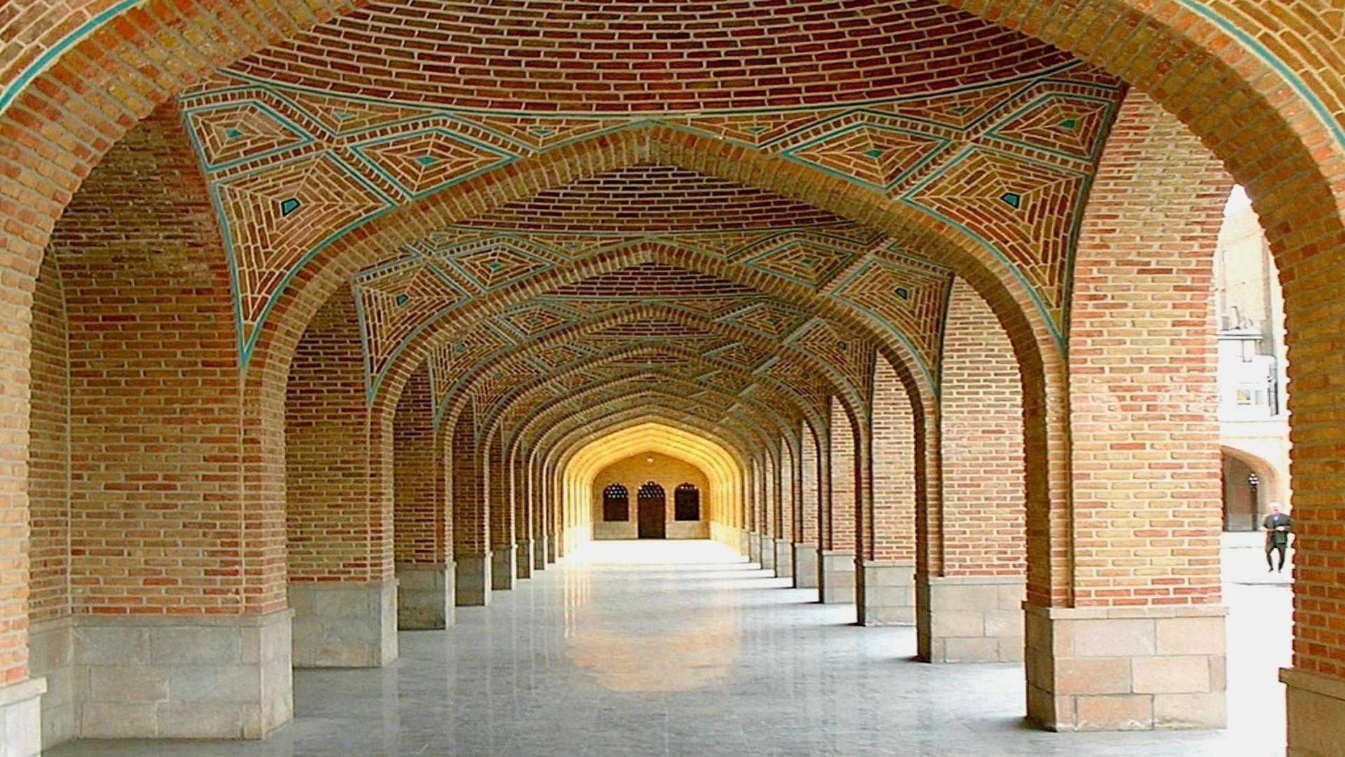 Kabud Mosque in Tabriz Iran Islamic art free desktop background
