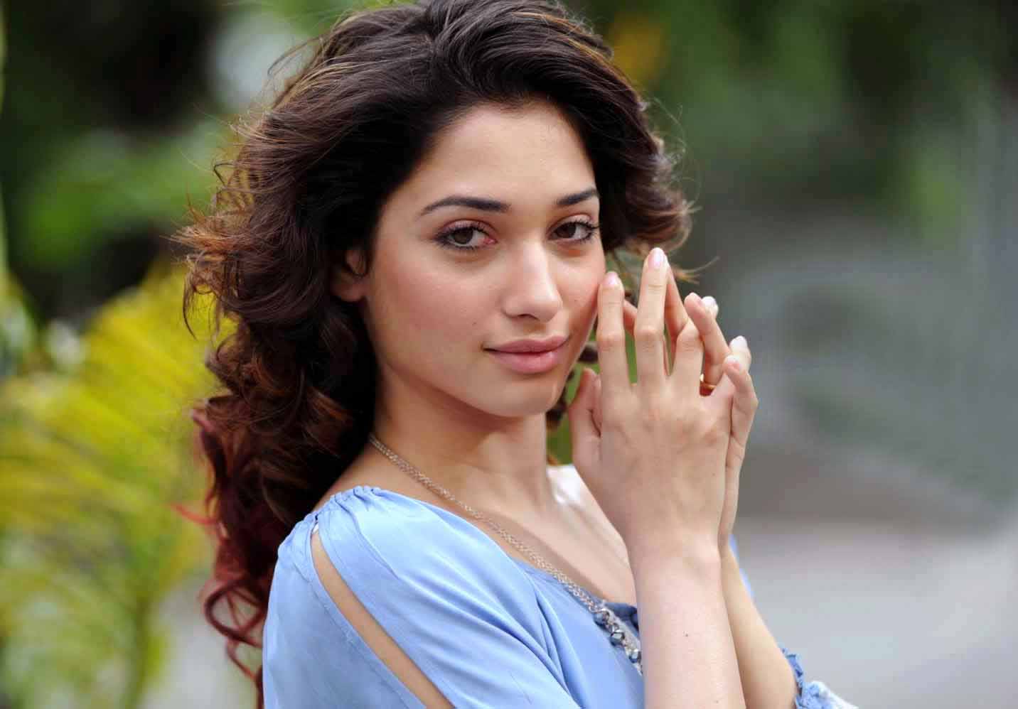 Tamanna bhatia mobile HD photo