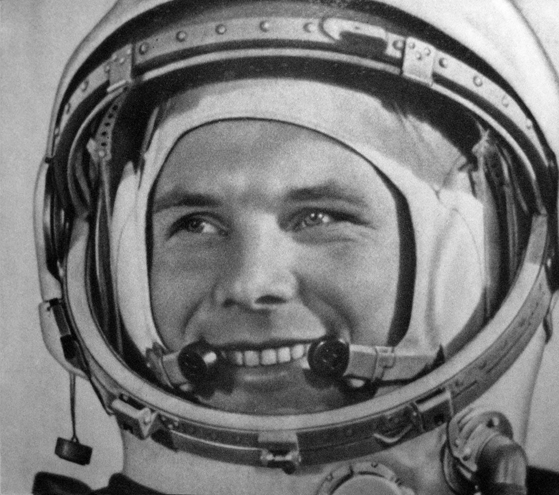 image For > Yuri Gagarin Funeral