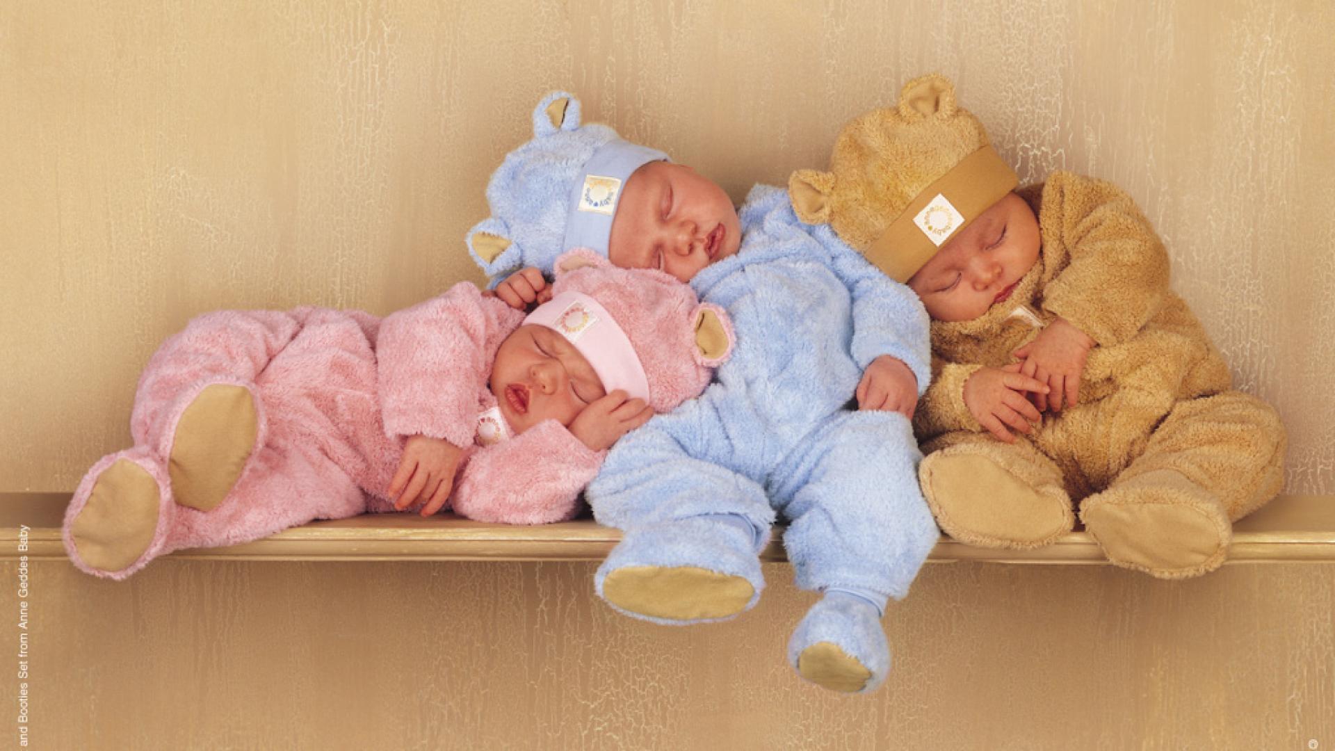 Cute Babies Picture HD Wallpaper Desktop Background Free