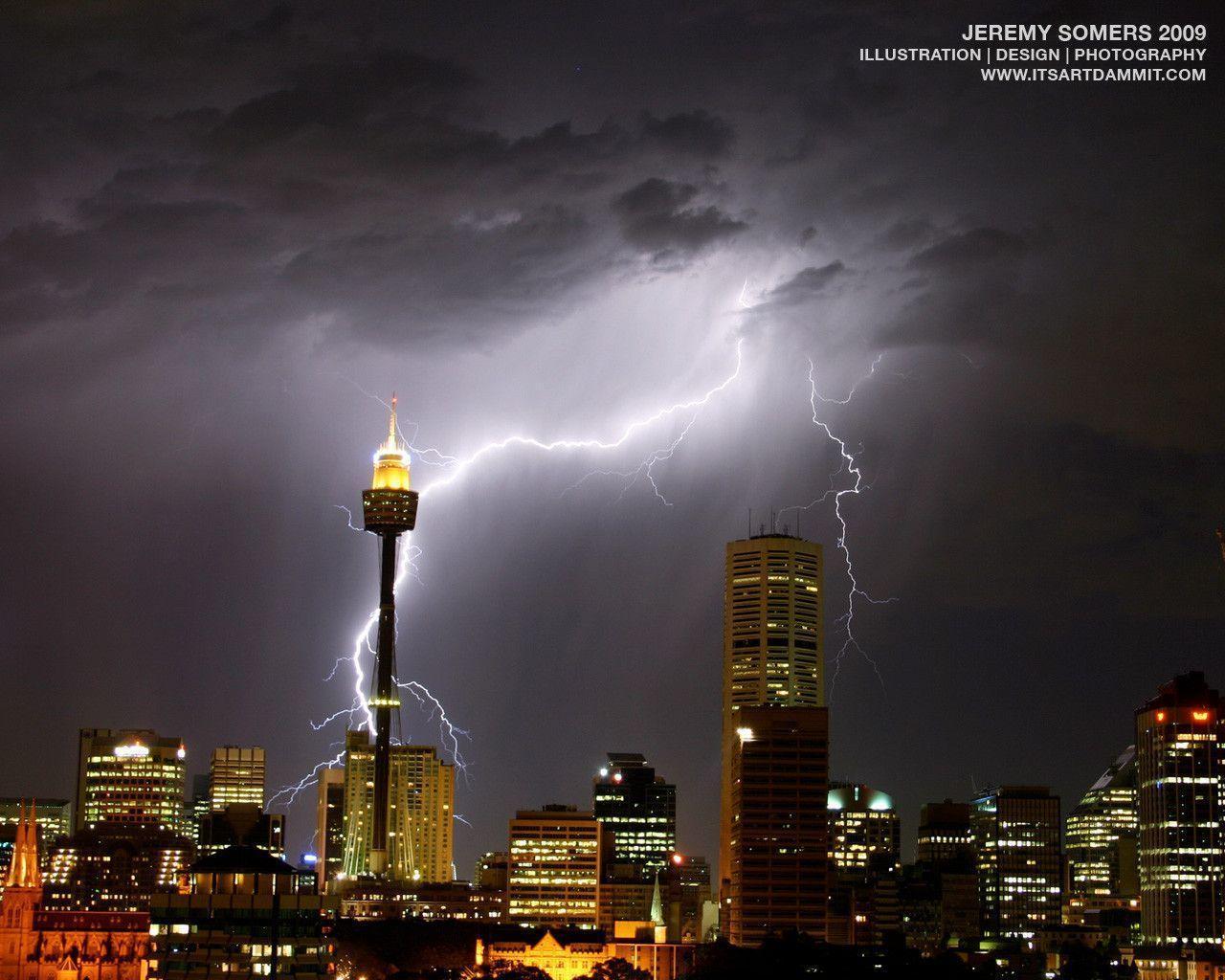 Download Sydney lightning storm wallpaper that won Bing Photo contest