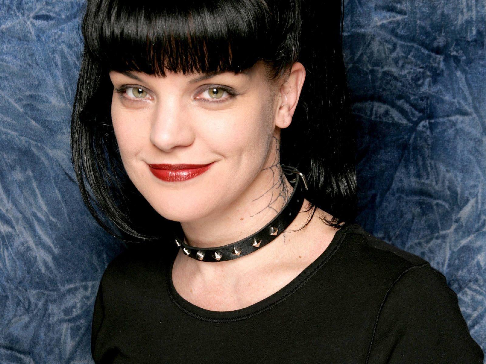 Pauley Perrette Weight And Height, Measurements, Bra Size