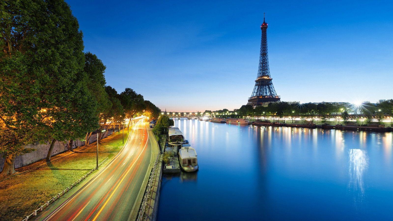 Eiffel paris evening Wallpaper
