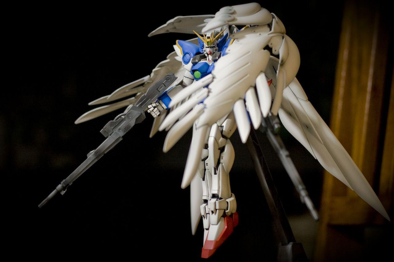 MG 1 100 Wing Gundam Zero Custom: Modeled By Stephanus Harjanto