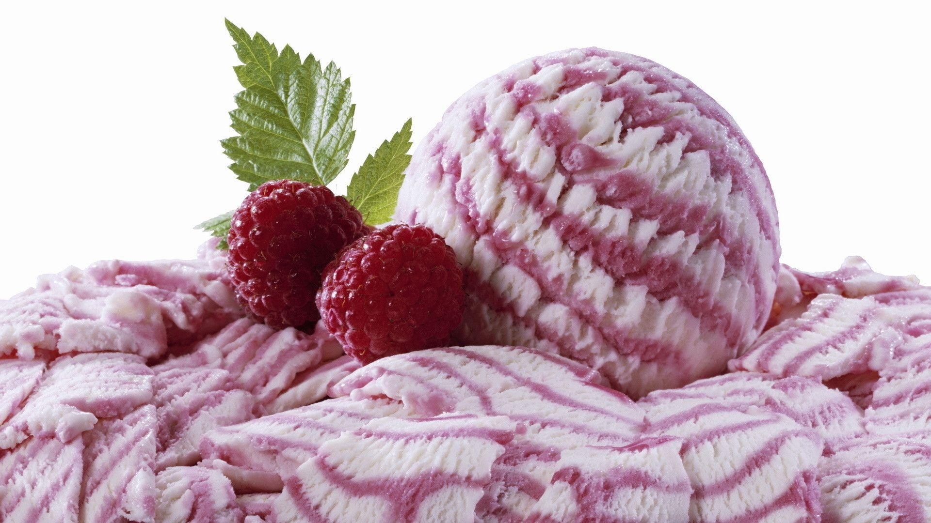 Berries Ice Cream Wallpaper