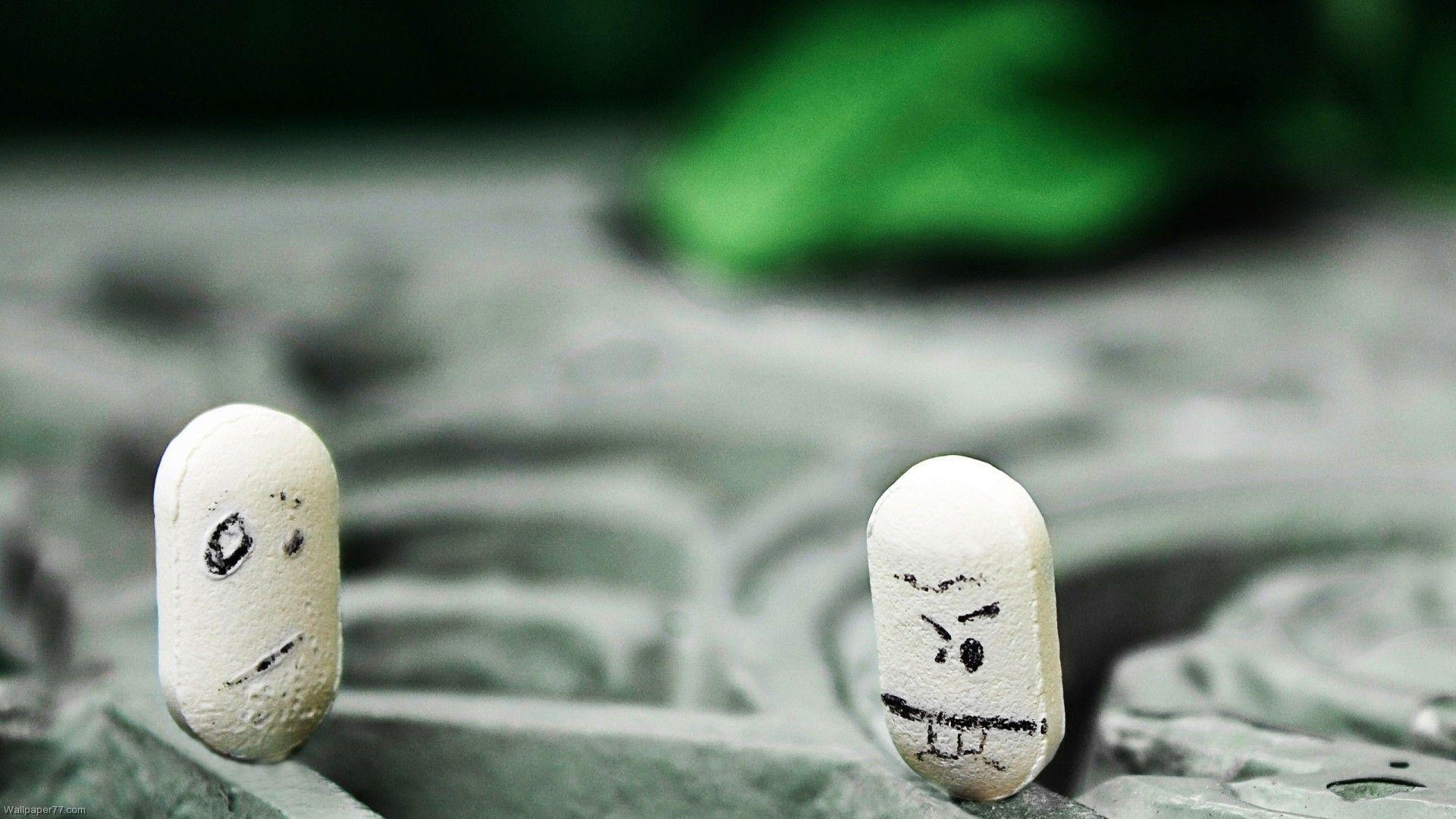 Pills Feeling Sad Cute Wallpaper